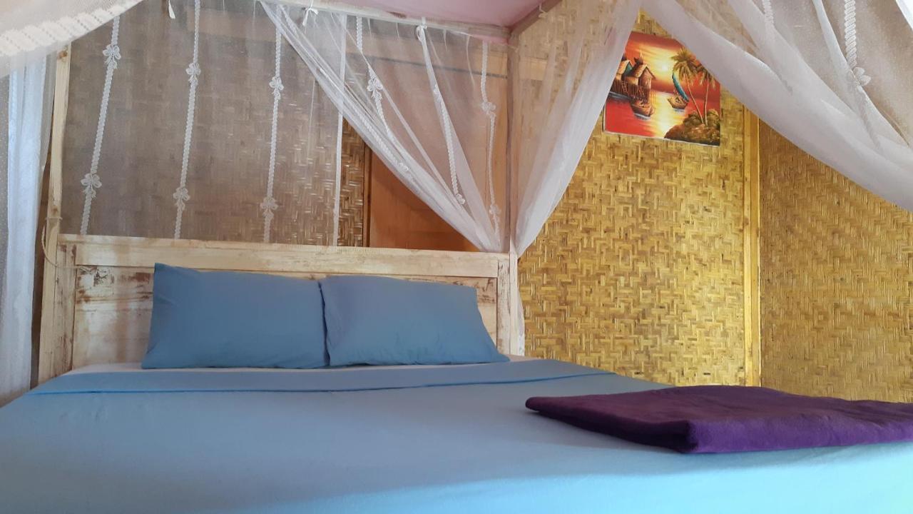 Friend House Stay & Surf Airsatang Exteriör bild